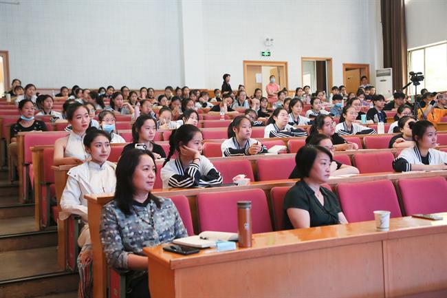 IV1A0788.jpg IV1A0788.jpg